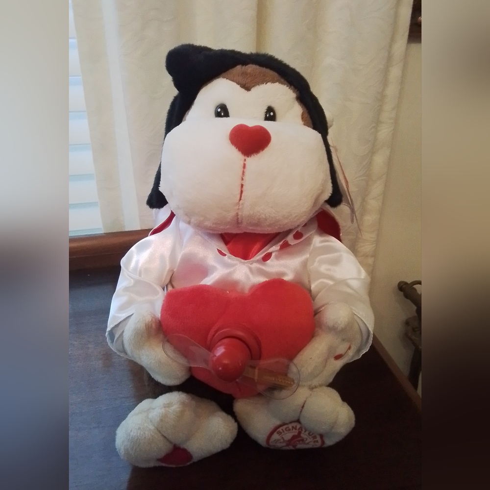Cards Plush 2005 Collectible Elvis Presley Monkey Singing "Burning Love"